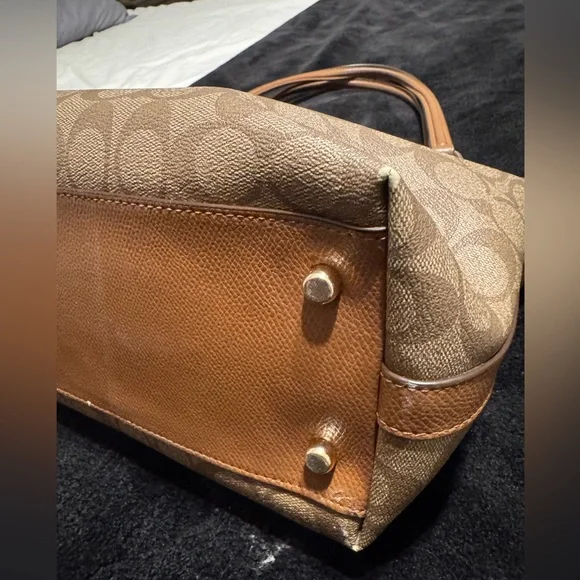 Coach Tote Purse - Picture 2 of 7